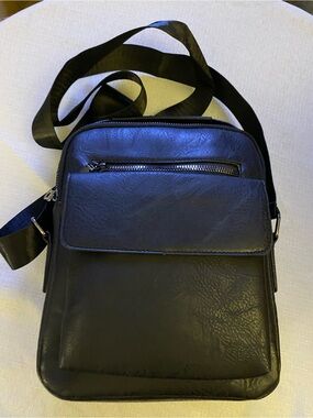 Men's Black Faux Leather Crossbody Shoulder Bag - Unbranded
